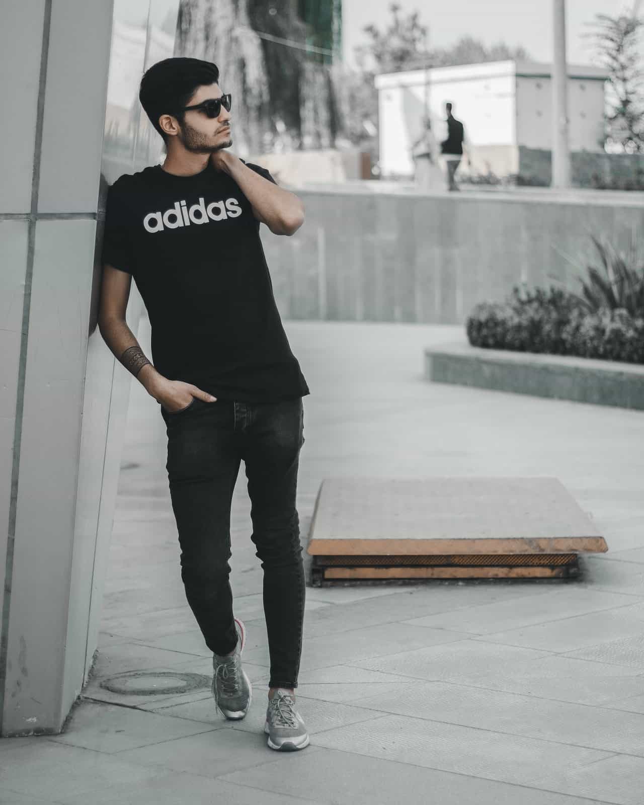 T-shirt 05 - Image 3